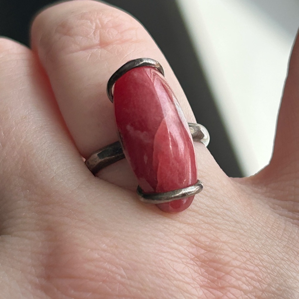 Elegant Red Stone Silver Ring size 6 1/4